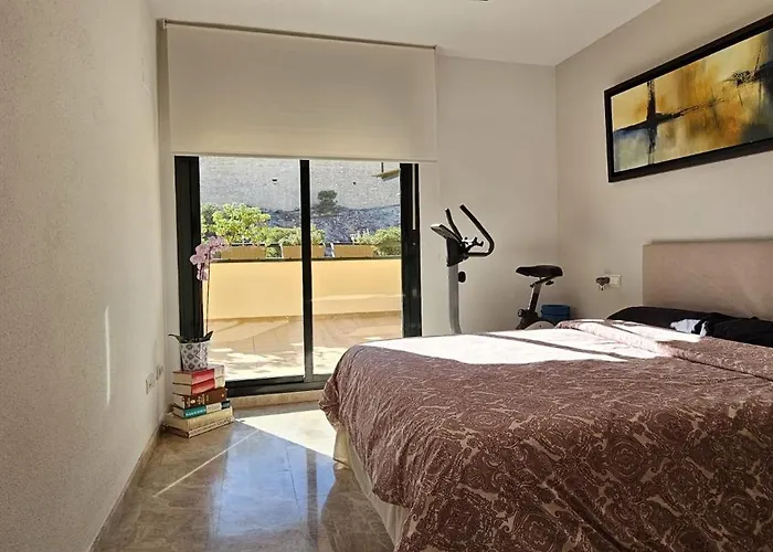 Beautiful Penthouse With Terrace And Views אליקאנטה