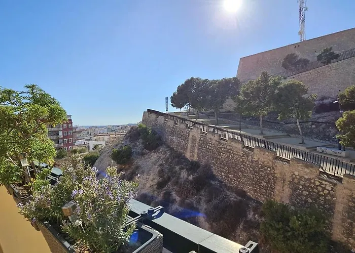 דירה Beautiful Penthouse With Terrace And Views *